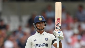 Jaiswal Aims to Shatter Dravid's 26-Year-Old Test Record in England
