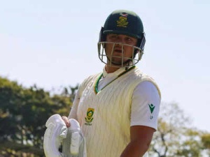 Controversial Umpire Call Precedes Pretorius' Historic Century for South Africa