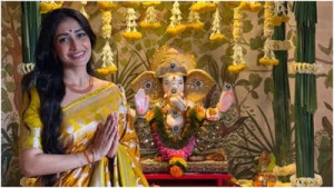 Ganesh Chaturthi 2025: Dhanashree Verma celebrates with a musical night featuring Aparshakti Khurana—see pics