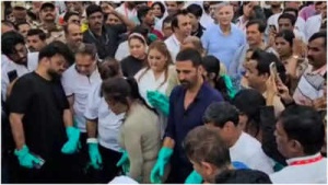 Akshay Kumar Champions Beach Clean-Up After Ganpati Visarjan, Urges Public to Take Ownership of Cleanliness