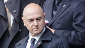 Daniel Levy steps down as Tottenham chairman after divisive 25-year tenure