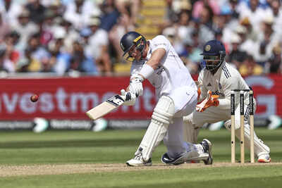 Jamie Smith plays an impressive shot during the second Test.