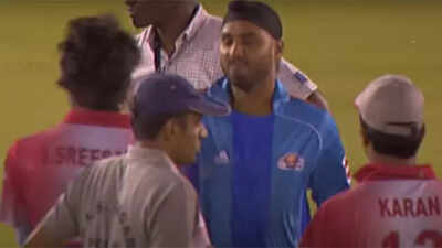 Unseen video: Harbhajan Singh nearly punched Sreesanth in IPL 2008 - WATCH